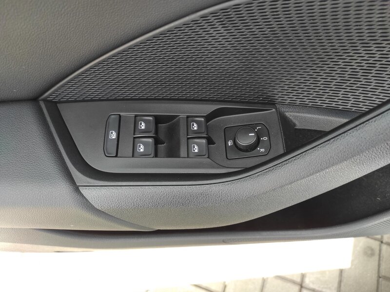 Škoda - Octavia - 2,0TDi 85kW, Ambition Plus, ČR