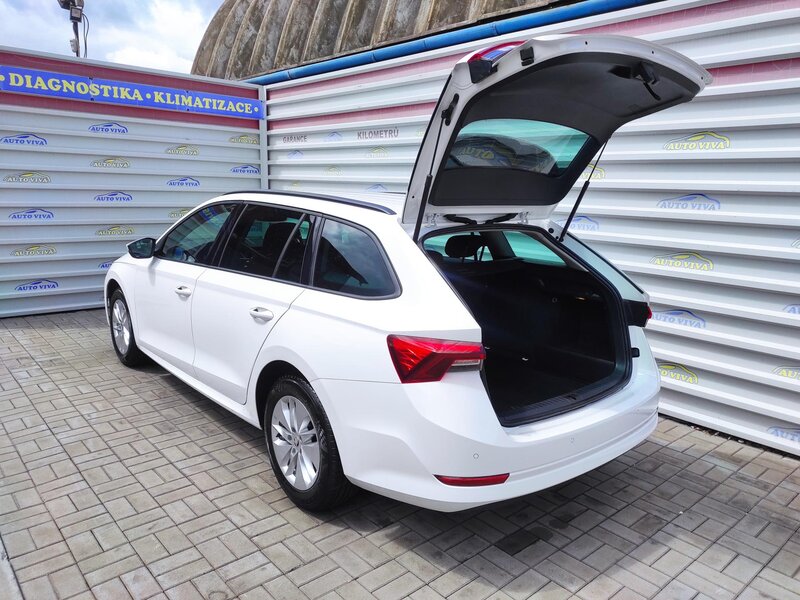 Škoda - Octavia - 2,0TDi 85kW, Ambition Plus, ČR