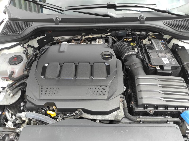 Škoda - Octavia - 2,0TDi 85kW, Ambition Plus, ČR