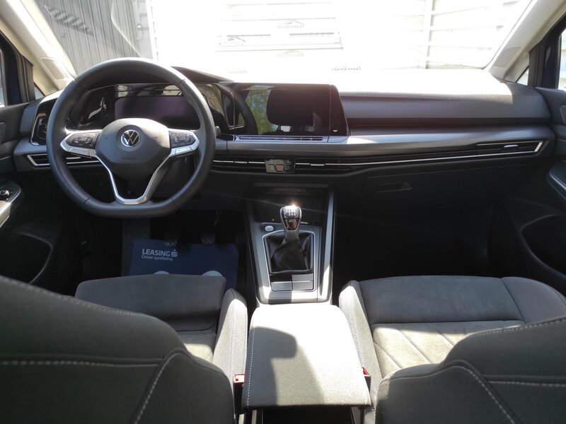 Volkswagen - Golf - 2,0TDi 110kW, Style, ČR,