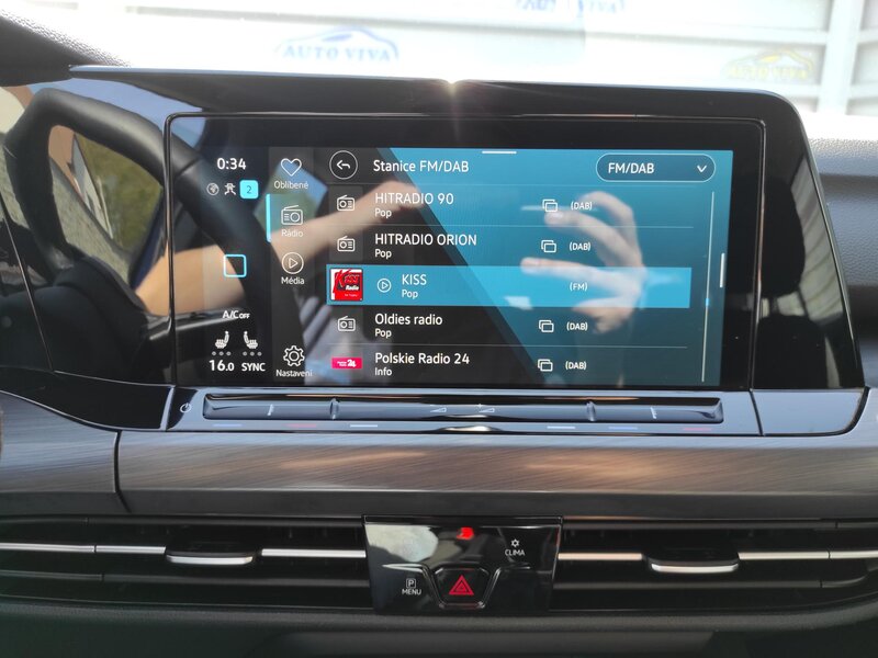 Volkswagen - Golf - 2,0TDi 110kW, Style, ČR,