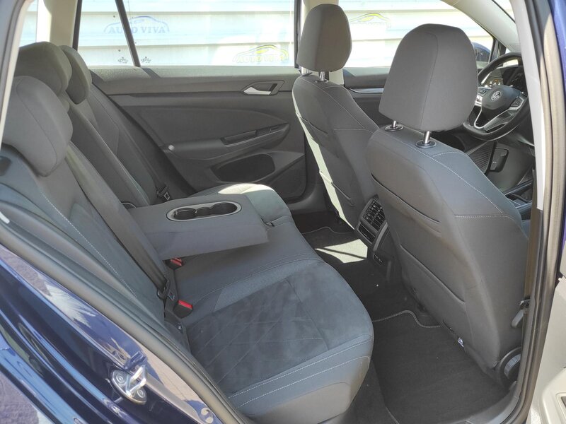 Volkswagen - Golf - 2,0TDi 110kW, Style, ČR,