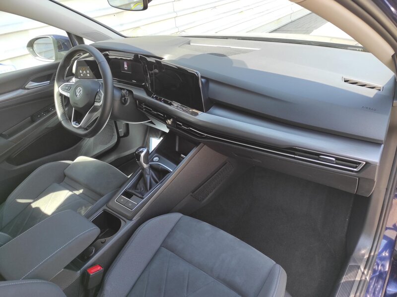 Volkswagen - Golf - 2,0TDi 110kW, Style, ČR,