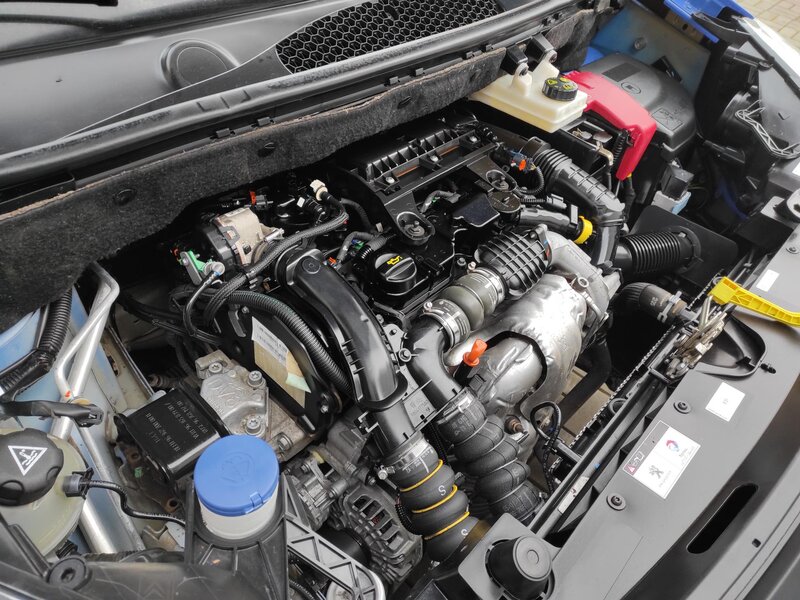 Peugeot - Partner - 1,6 BlueHDi ACTIVE,ČR,1majitel