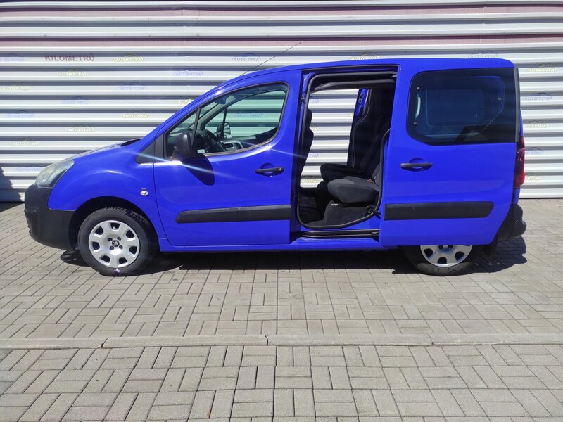 Peugeot - Partner Tepee - 1,6 BlueHDi ACTIVE,ČR,1majitel Peugeot - Partner Tepee - 1,6 BlueHDi ACTIVE,ČR,1majitel