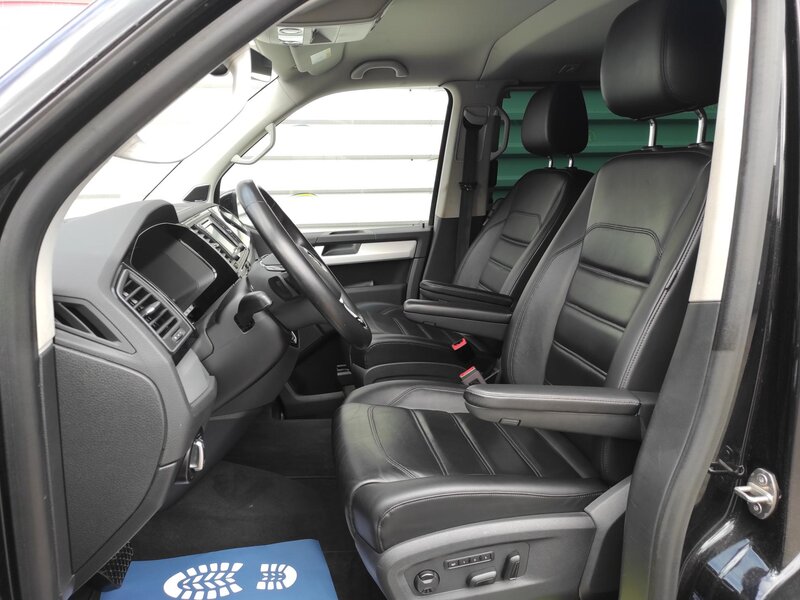 Volkswagen - Multivan - 2,0TDi DSG,4x4,Highline,7 míst