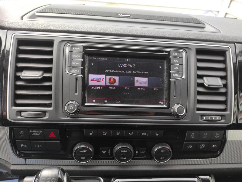 Volkswagen - Multivan - 2,0TDi DSG,4x4,Highline,7 míst