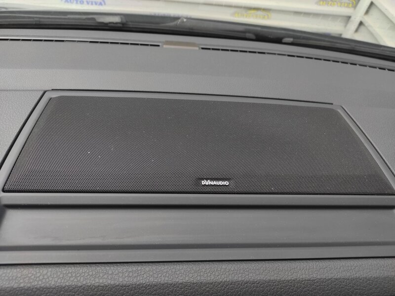 Volkswagen - Multivan - 2,0TDi DSG,4x4,Highline,7 míst