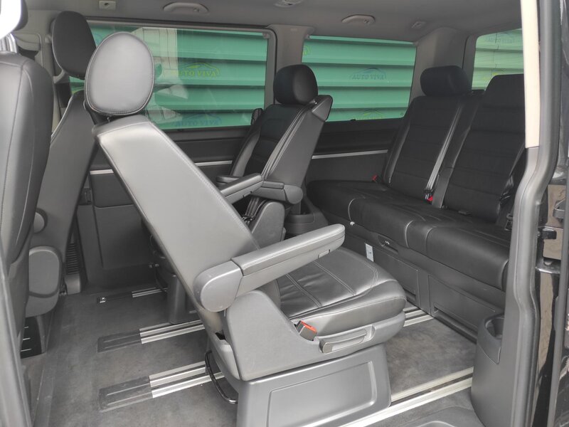 Volkswagen - Multivan - 2,0TDi DSG,4x4,Highline,7 míst