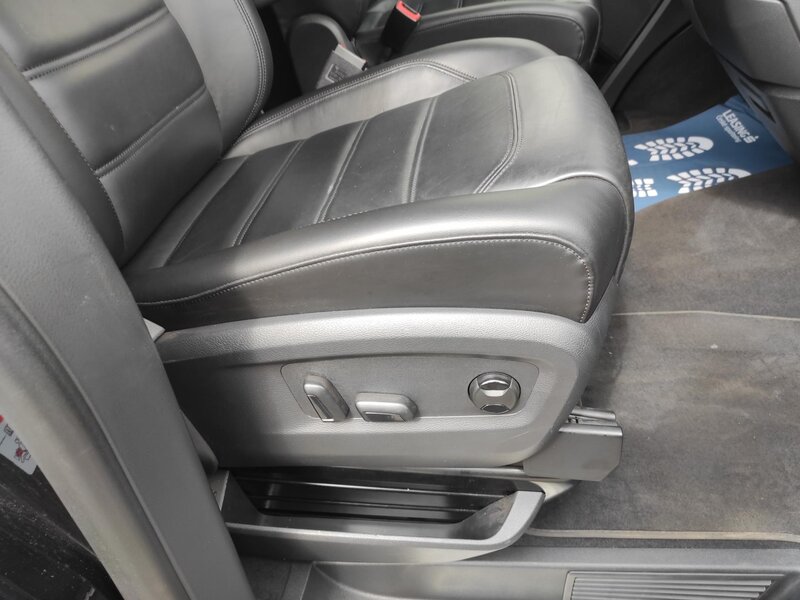 Volkswagen - Multivan - 2,0TDi DSG,4x4,Highline,7 míst
