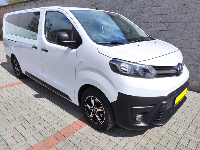 Toyota - ProAce - 2,0D-4D 9 míst, L2, ČR, TZ