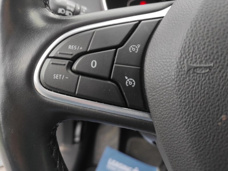 Renault - Mégane - 1,3TCe Intens AT, EDC, ČR, TZ
