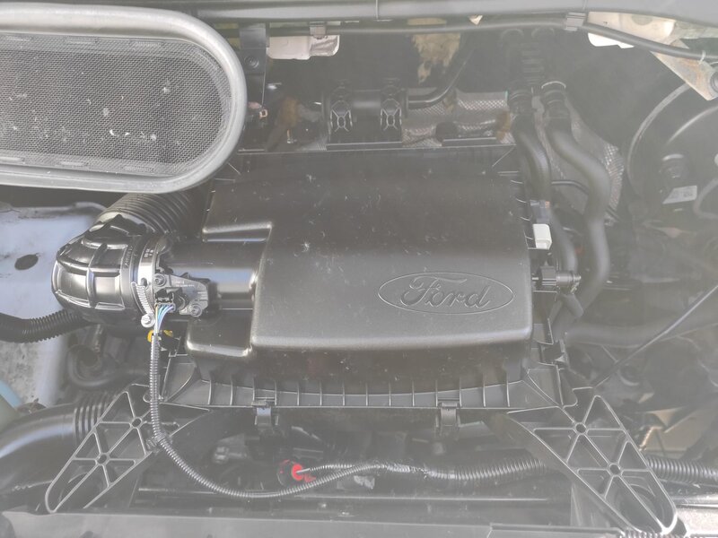 Ford - Transit - 2,0TDCI RUKA JEŘÁB, po servise Ford - Transit - 2,0TDCI RUKA JEŘÁB, po servise