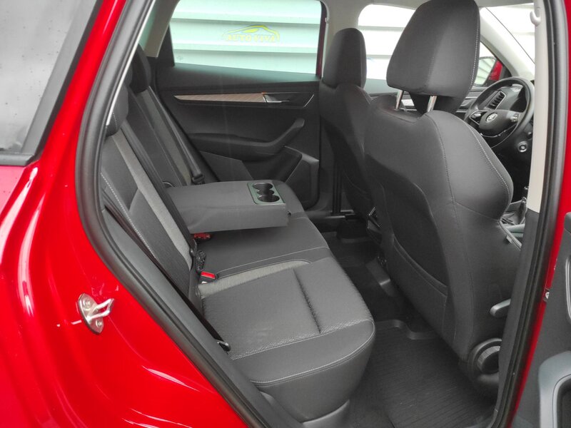 Škoda - Karoq - 2,0TDi 85kW STYLE,TZ,ČR