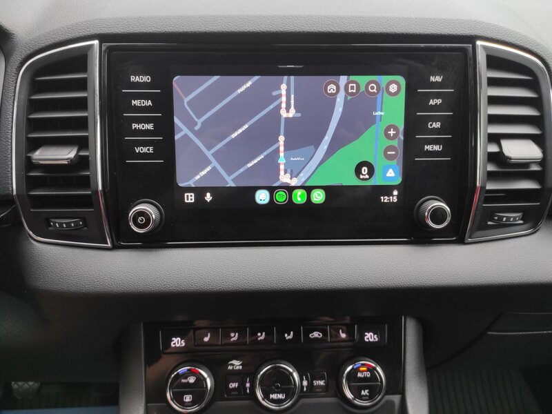Škoda - Karoq - 2,0TDi 85kW STYLE,TZ,ČR
