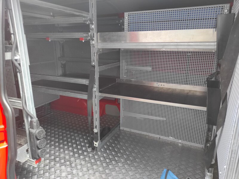 Volkswagen - Transporter - 2,0TDi DSG,Long,Dílna,2xDveře