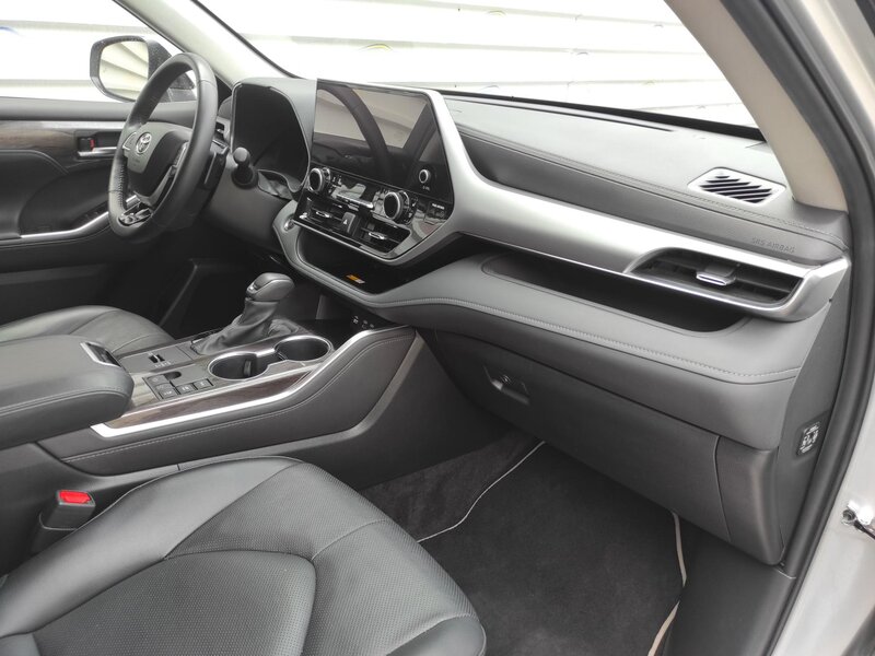 Toyota - Highlander - 2.5e-CVT HEV 7míst, AWD