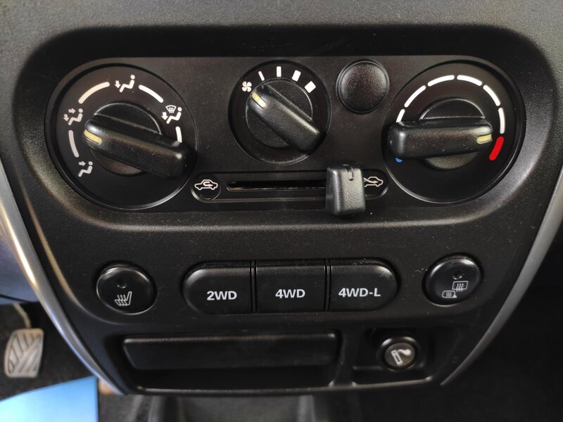 Suzuki - Jimny - 1,3i 62kW, 4x4, Tažné