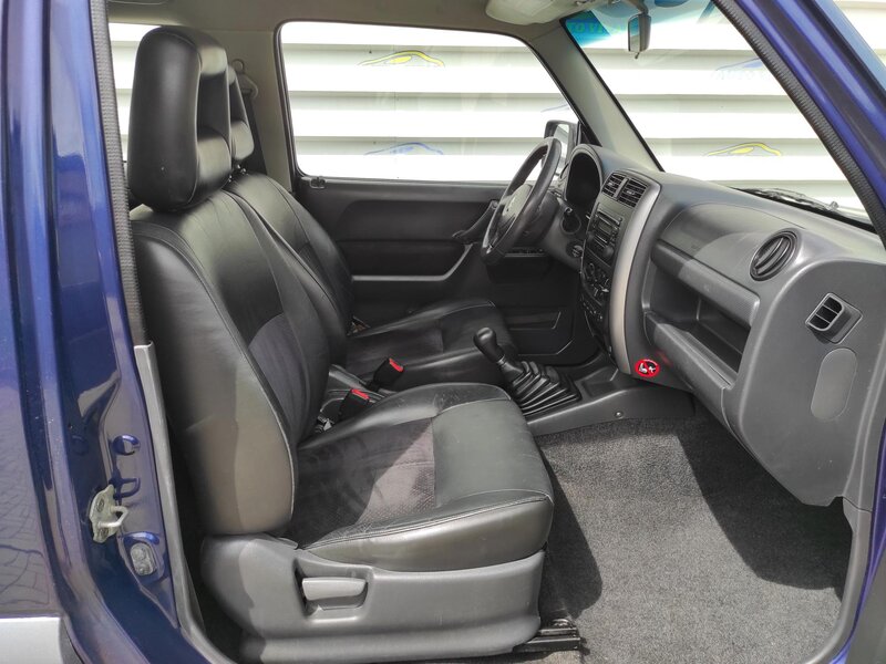 Suzuki - Jimny - 1,3i 62kW, 4x4, Tažné
