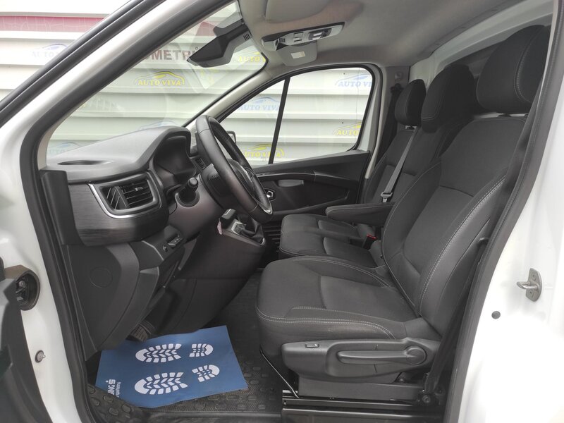 Renault - Trafic - 2,0BdCi L2H1P2, Cool, EDC / AT Renault - Trafic - 2,0BdCi L2H1P2, Cool, EDC / AT
