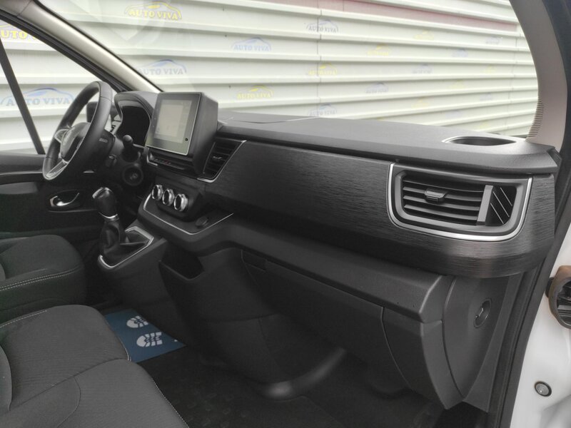 Renault - Trafic - 2,0BdCi L2H1P2, Cool, EDC / AT Renault - Trafic - 2,0BdCi L2H1P2, Cool, EDC / AT