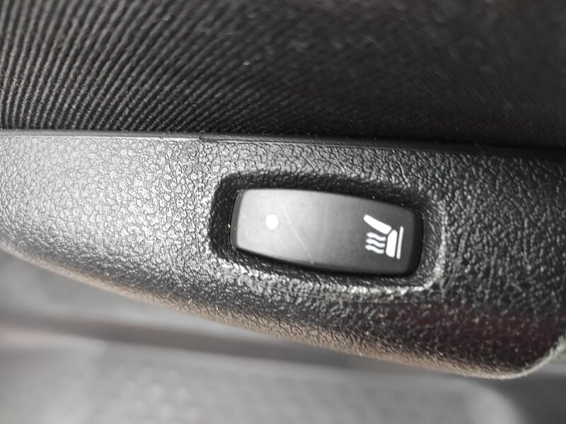 Renault - Trafic - 2,0BdCi L2H1P2, Cool, EDC / AT Renault - Trafic - 2,0BdCi L2H1P2, Cool, EDC / AT