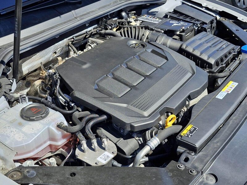 Volkswagen - Passat - 2,0TDi BMT 110kw DSG, Business