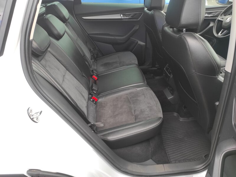 Škoda - Karoq - 1,5TSi ACT, DSG, STYLE, TZ