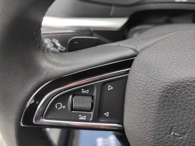 Škoda - Karoq - 1,5TSi ACT, DSG, STYLE, TZ