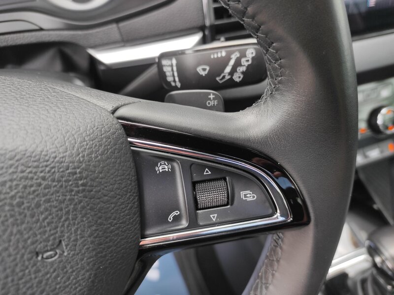 Škoda - Karoq - 1,5TSi ACT, DSG, STYLE, TZ