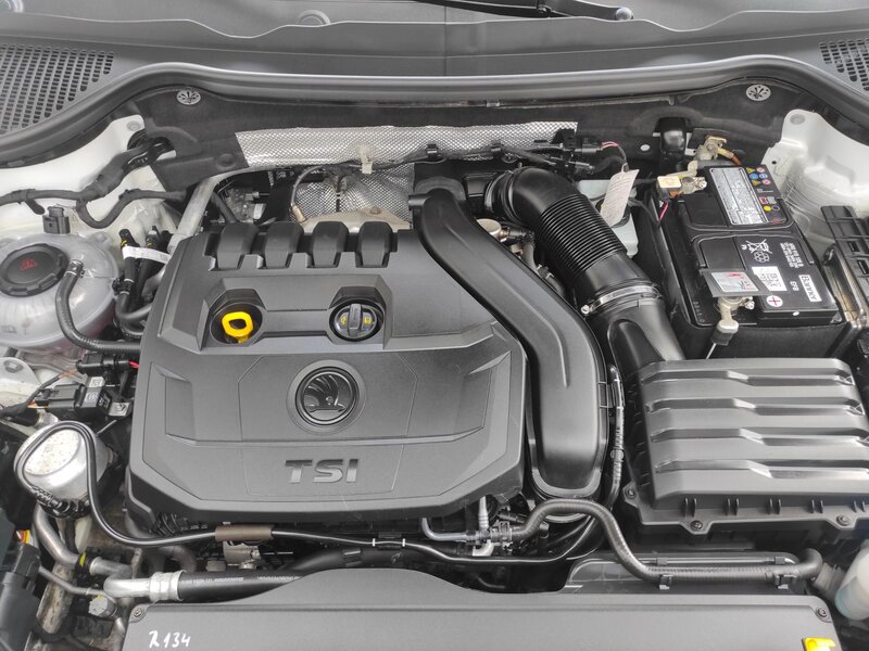 Škoda - Karoq - 1,5TSi ACT, DSG, STYLE, TZ