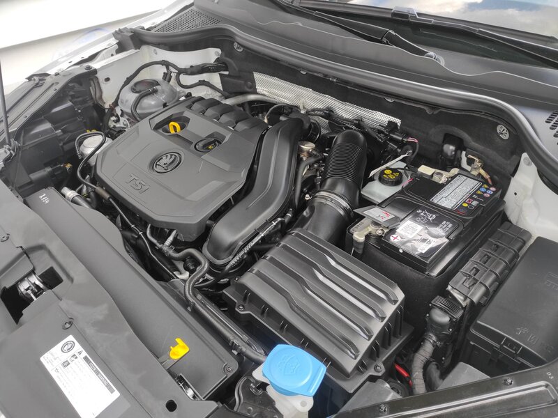 Škoda - Karoq - 1,5TSi ACT, DSG, STYLE, TZ