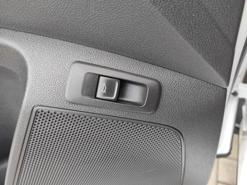 Škoda - Karoq - 1,5TSi ACT, DSG, STYLE, TZ