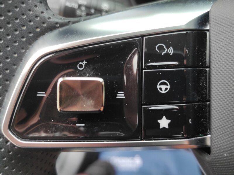 MG - ZS - 1,5 145kW,Hybrid+,Essent,AT,TZ