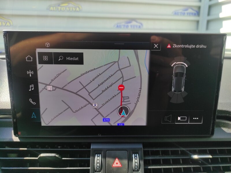 Audi - Q5 - 2,0TDi 40 150kW,4x4,S-Line, ČR