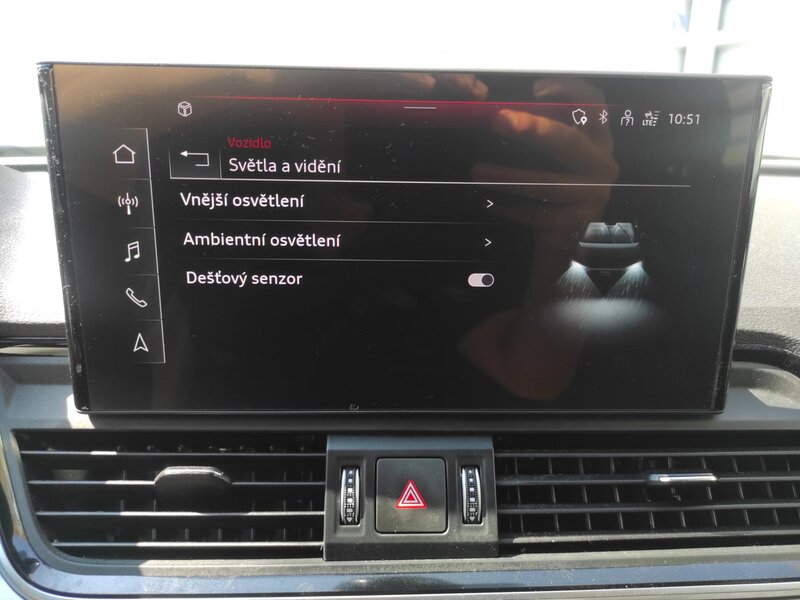 Audi - Q5 - 2,0TDi 40 150kW,4x4,S-Line, ČR