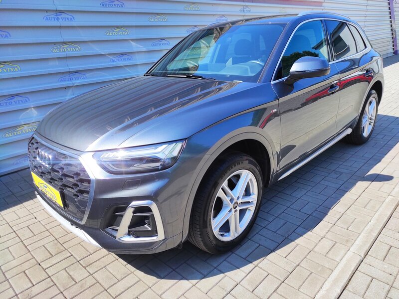 Audi - Q5 - 2,0TDi 40 150kW,4x4,S-Line, ČR