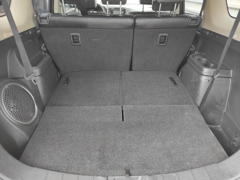 Mitsubishi - Outlander - 2.2D 110kW 6 st. MAN 4X4 7Míst