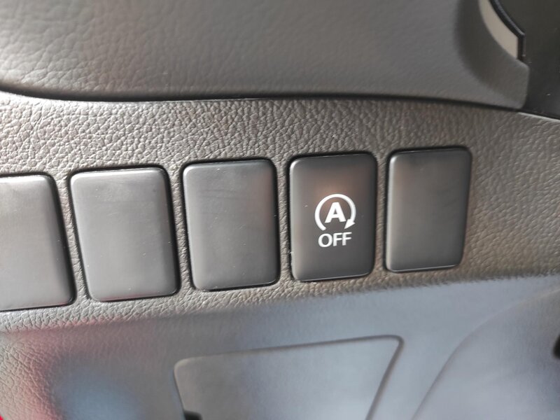 Mitsubishi - Outlander - 2.2D 110kW 6 st. MAN 4X4 7Míst