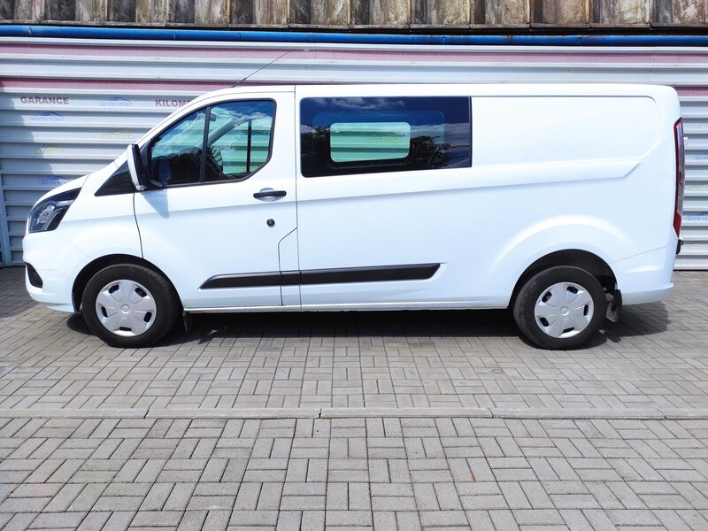 Ford - Transit Custom - 2,0EcoBlue mHev, L2, 6 míst,TZ Ford - Transit Custom - 2,0EcoBlue mHev, L2, 6 míst,TZ