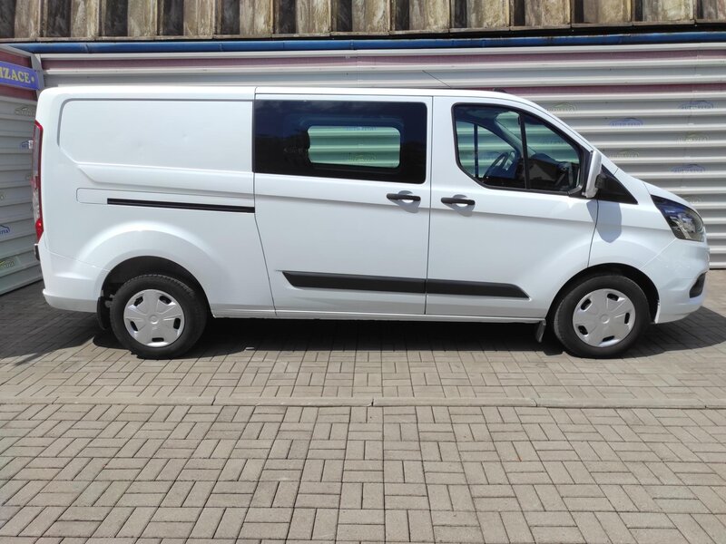 Ford - Transit Custom - 2,0EcoBlue mHev, L2, 6 míst,TZ Ford - Transit Custom - 2,0EcoBlue mHev, L2, 6 míst,TZ