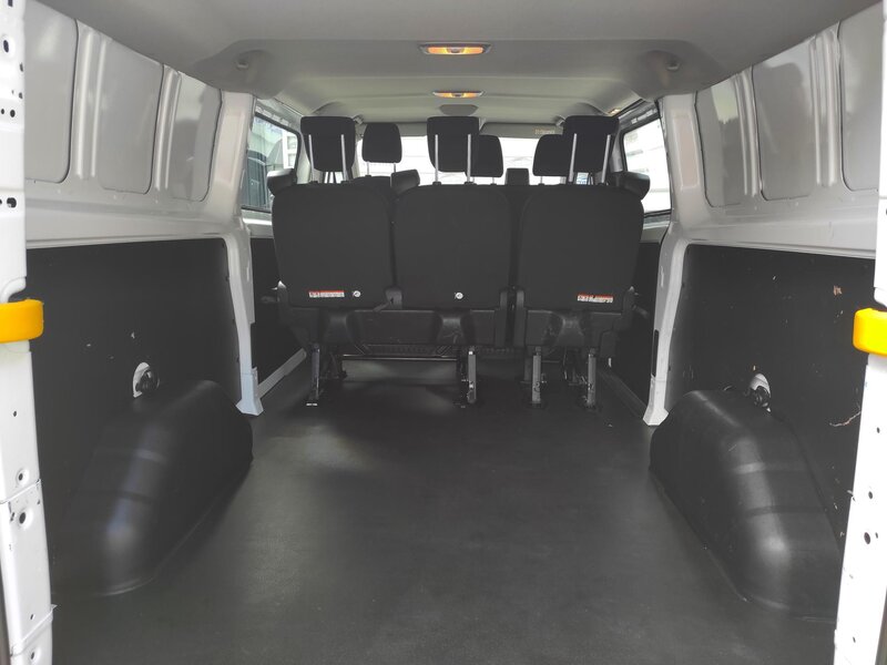 Ford - Transit Custom - 2,0EcoBlue mHev, L2, 6 míst,TZ Ford - Transit Custom - 2,0EcoBlue mHev, L2, 6 míst,TZ