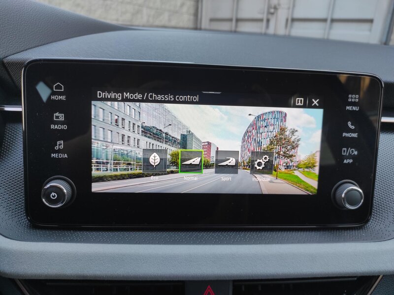 Škoda - Kamiq - 1,5TSi 110kW, DSG, Dynamic, TZ