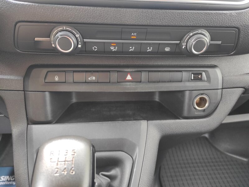Opel - Vivaro - 1,5CDTi L1H1, 88kW, ČR Opel - Vivaro - 1,5CDTi L1H1, 88kW, ČR