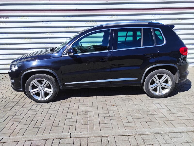 Volkswagen - Tiguan - 2,0TDi R-Line,4x4,DSG,S&amp;S
