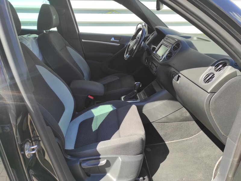 Volkswagen - Tiguan - 2,0TDi R-Line,4x4,DSG,S&amp;S