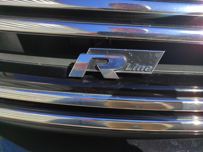 Volkswagen - Tiguan - 2,0TDi R-Line,4x4,DSG,S&amp;S