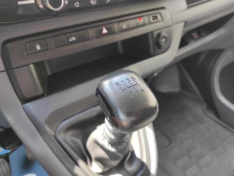 Peugeot - Expert - 2,0BlueHDi L3, Acces, ČR Peugeot - Expert - 2,0BlueHDi L3, Acces, ČR