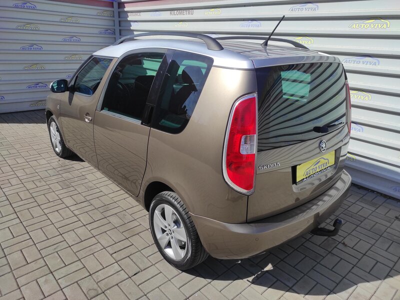 Škoda - Roomster - 1,2TSi 63kW,ČR,Tempomat,TZ Škoda - Roomster - 1,2TSi 63kW,ČR,Tempomat,TZ