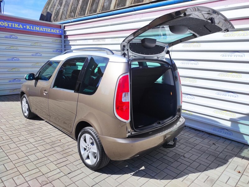 Škoda - Roomster - 1,2TSi 63kW,ČR,Tempomat,TZ Škoda - Roomster - 1,2TSi 63kW,ČR,Tempomat,TZ
